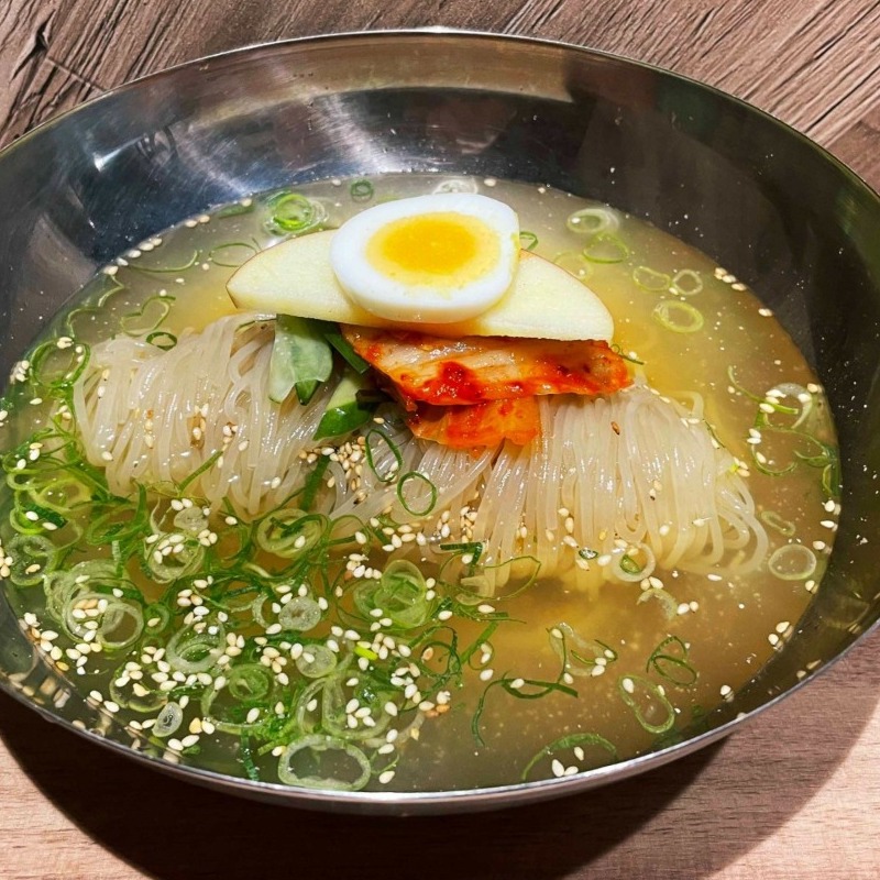 本格韓国冷麺